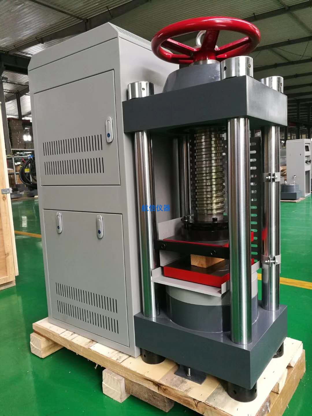 電液式壓力試驗(yàn)機(jī)SYE-2000(圖4) 電液式壓力試驗(yàn)機(jī)