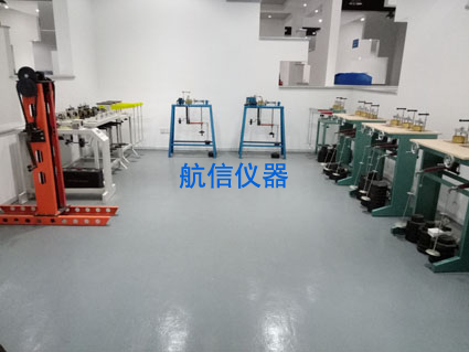 土工試驗(yàn)儀器展廳展示(圖1) 土工試驗(yàn)儀器展示